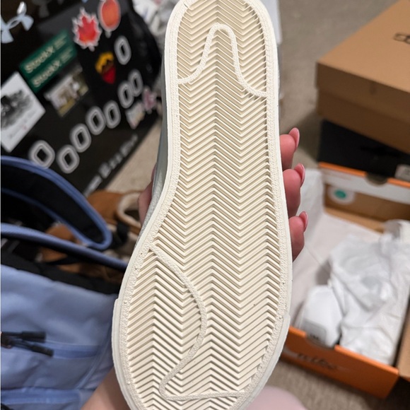 Nike White and Blue High-Tops - Picture 3 of 6